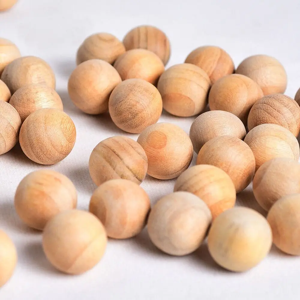 50pcs Moisture-Proof Natural Wood Ball Insect-Proof Insect Repellent Camphor Wood Balls Cockroach-proof Wood Moth Balls Drawer