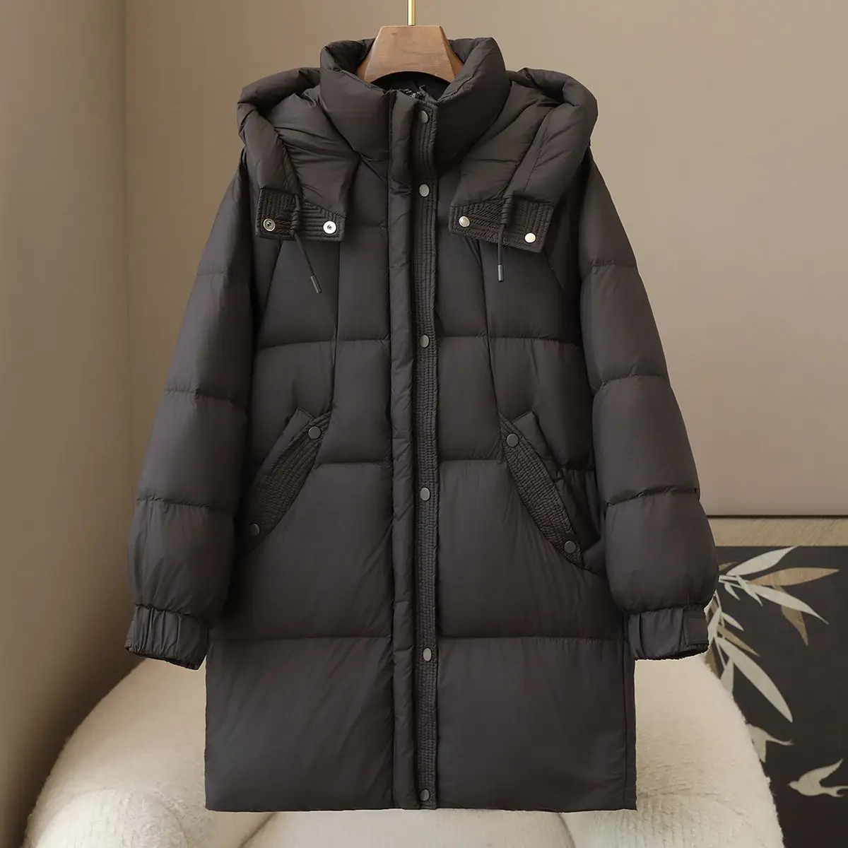 High Quality 90% White Duck Down Jacket 2025 Autumn New Style Women's Fashionable Hooded and Cold Resistant Jacket