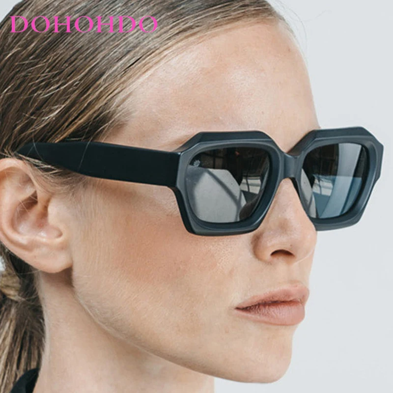 

Retro Small Frame Square Classic Design Women's Sunglasses Luxury Trendy Men Sunglass Outdoor Shade Travel Driving Eyewear UV400