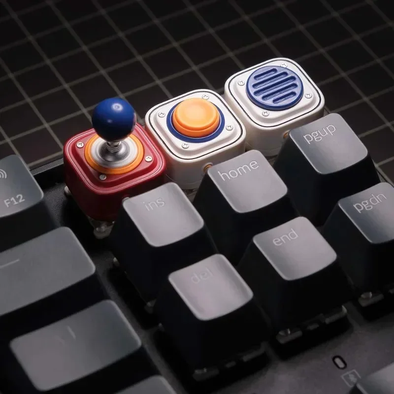 Cute Retro Arcade Resin Keycap – Custom Decor Mod for Mechanical Gaming Keyboard