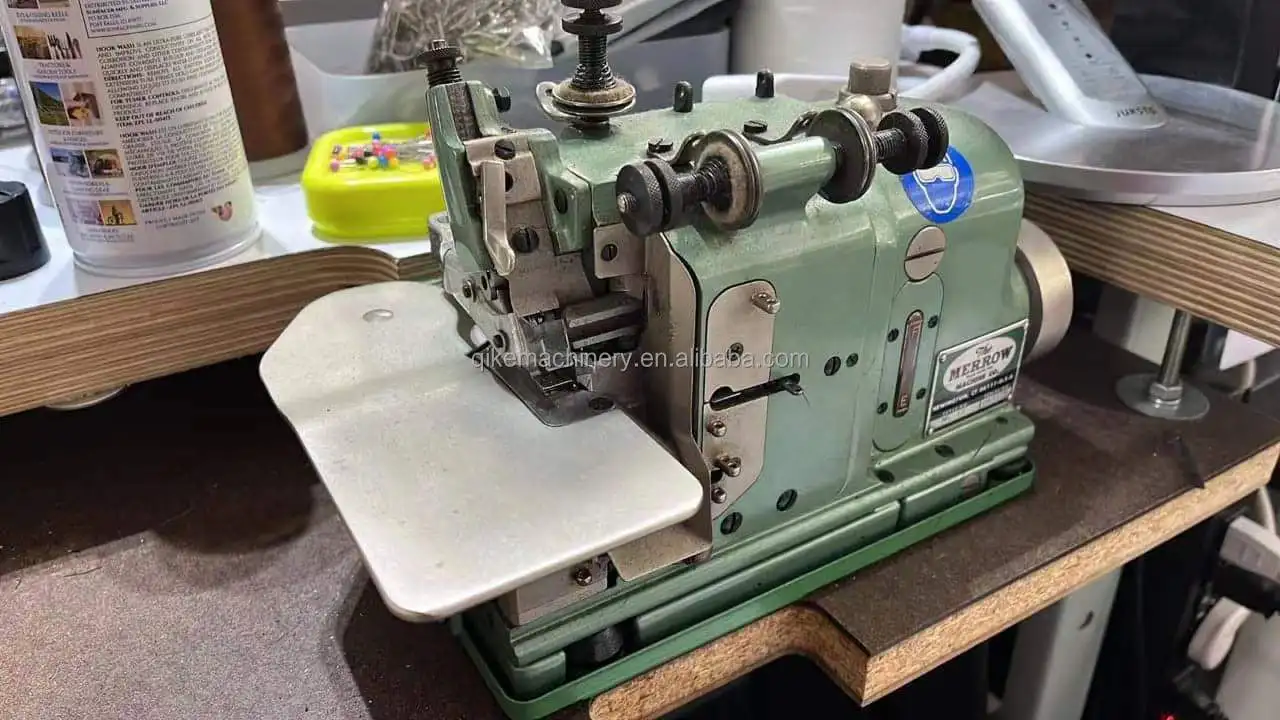 QK-38 Clothing Machinery Shell Stitch Overlock Sewing Machine