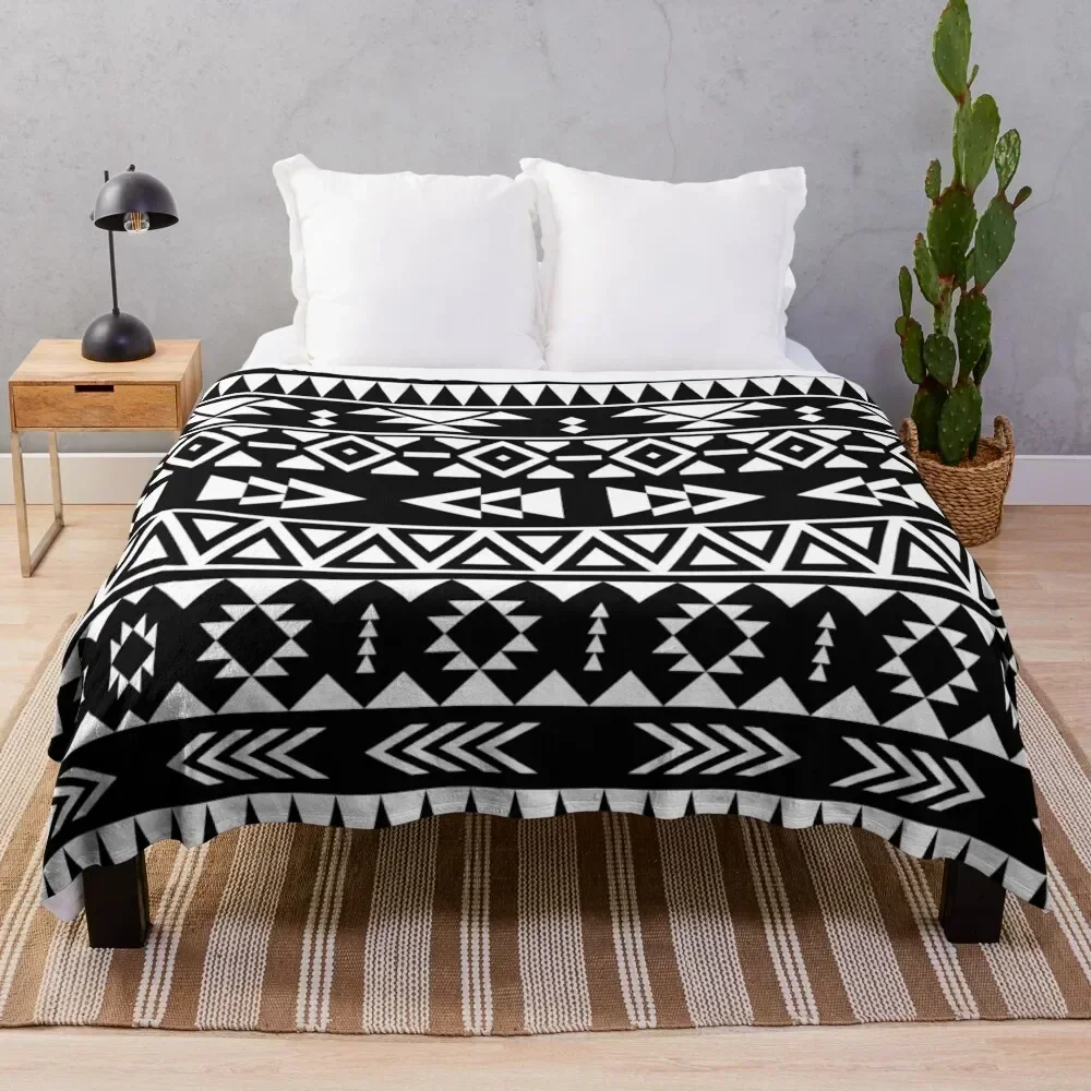 

Black and white geometric aztec pattern Throw Blanket Soft Sherpa Fleece Warm Blanket for Winter