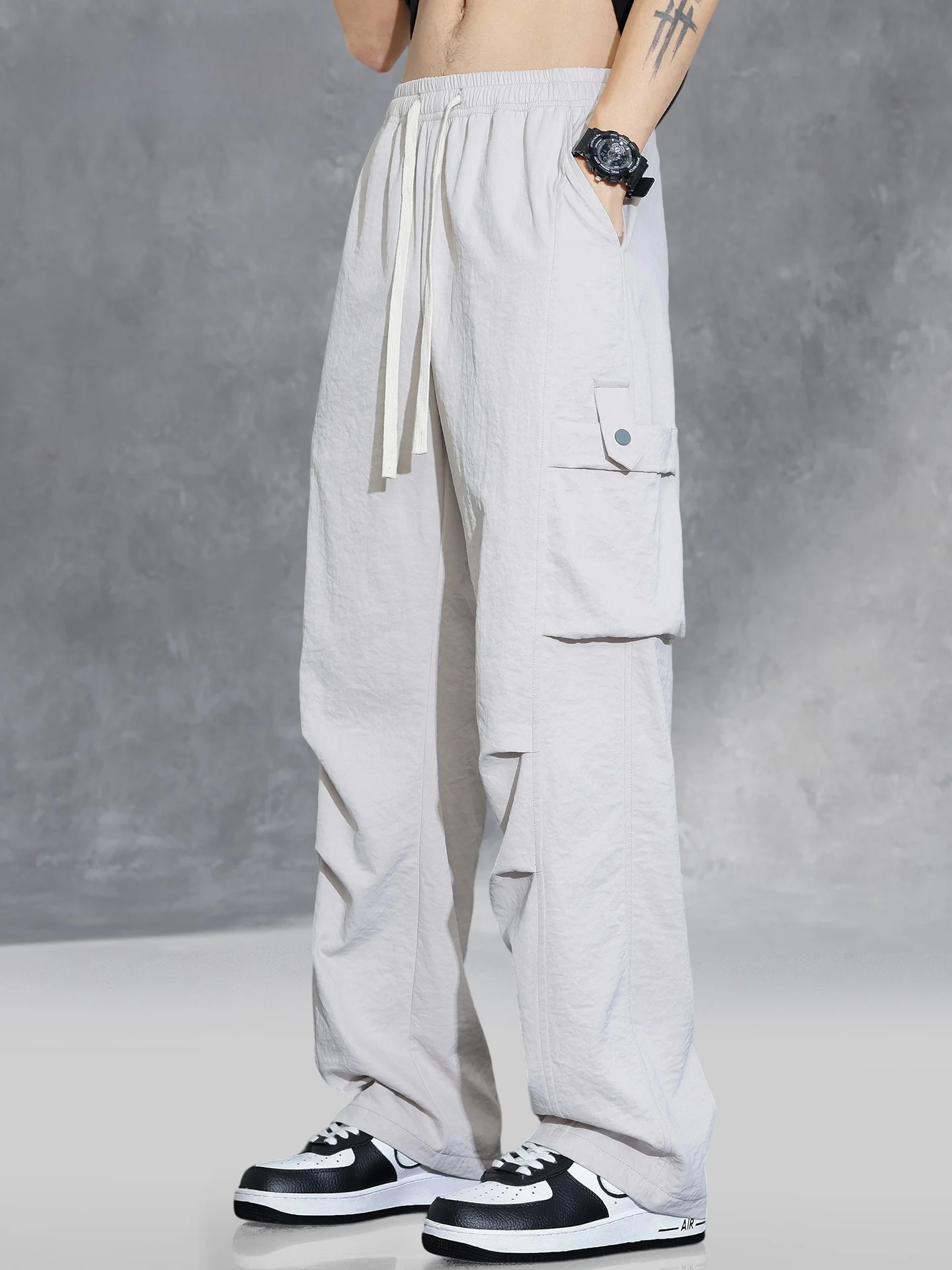 

Mark Fairwe 2025 новые свободные прямые повседневные брюки мужские летние тонкие американские уличные рабочие брюки дышащие You...