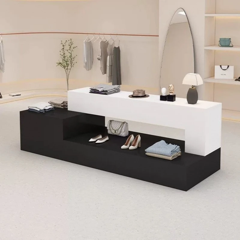 Clothing store Nakajima display stand, shopping mall exhibition hall middle table