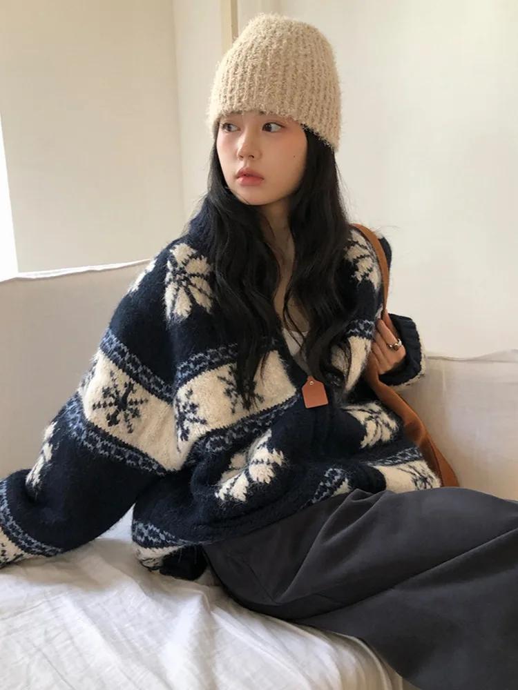 レトロなフェアアイルニットカーディガン レディース ソフトで心地よい冬用セーター ダブルケッツ付き 秋冬新作 ストリートウェア