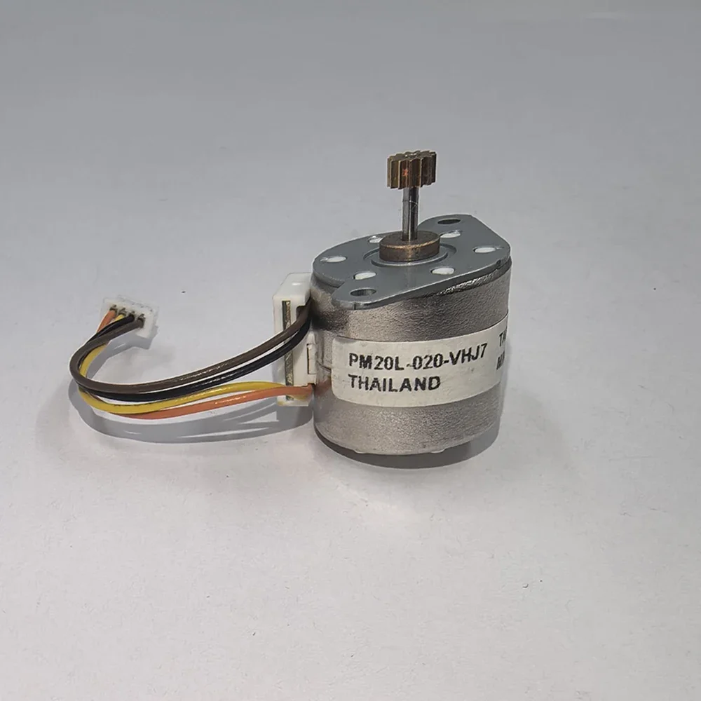 PM20L-020-VHJ7 اليابانية (MINENEA) مرحلتين أربعة أسلاك 20 مللي متر محرك متدرج مع 12 تروس الأسنان زاوية الخطوة 15 درجة
