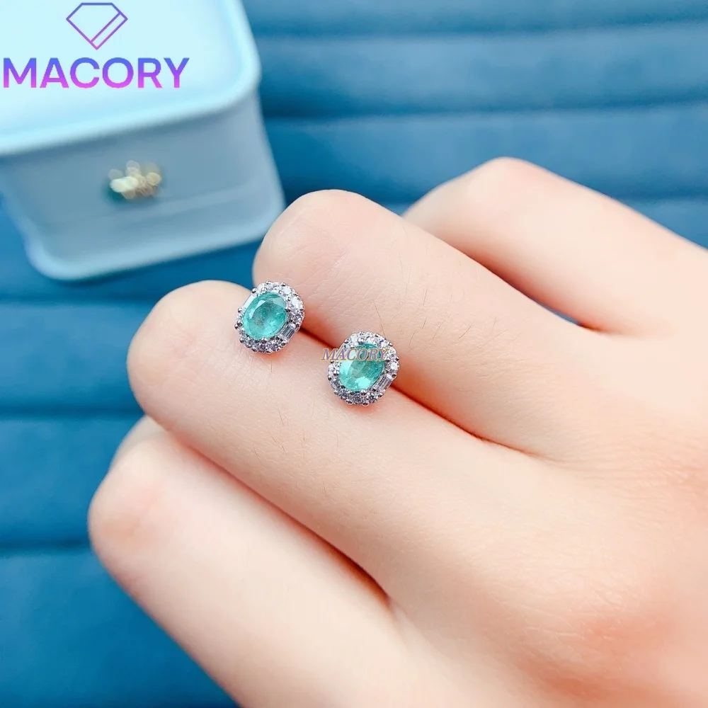 Emerald stud earrings S925 sterling silver classic simple design great for everyday wear Valentine's Day gift graduation gift