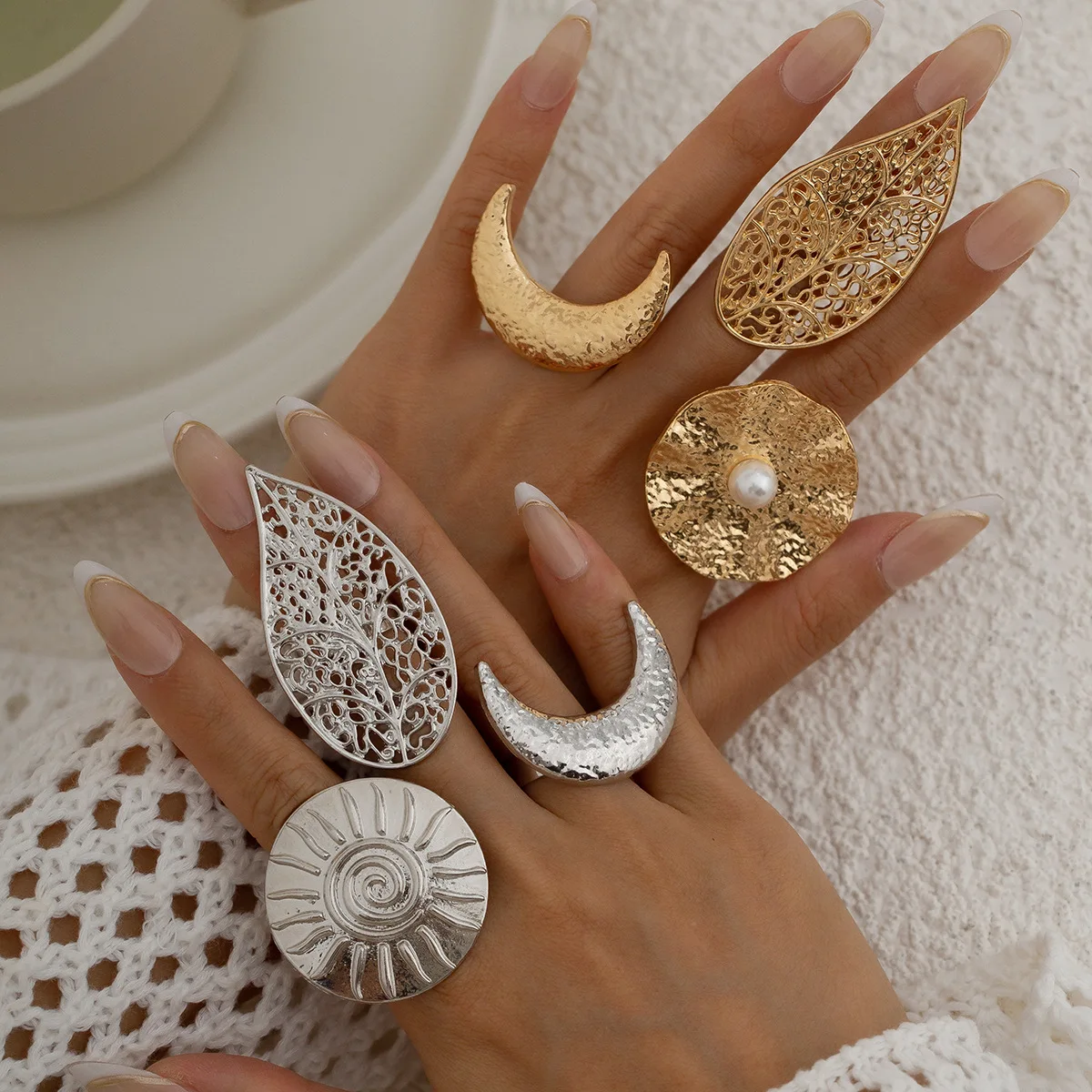DIEZI 4 Style Sweet Cool Leaves Moon Flower Pearl Rings For Women Men Fashion Gold Silver Color Knuckle Joint Ring Jewelry Gift