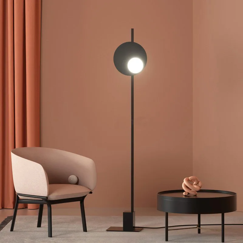 

Креативный скандинавский напольный светильник, современный черный дизайнерский торшер для гостиной, спальни, кабинета и лобби отеля JT40