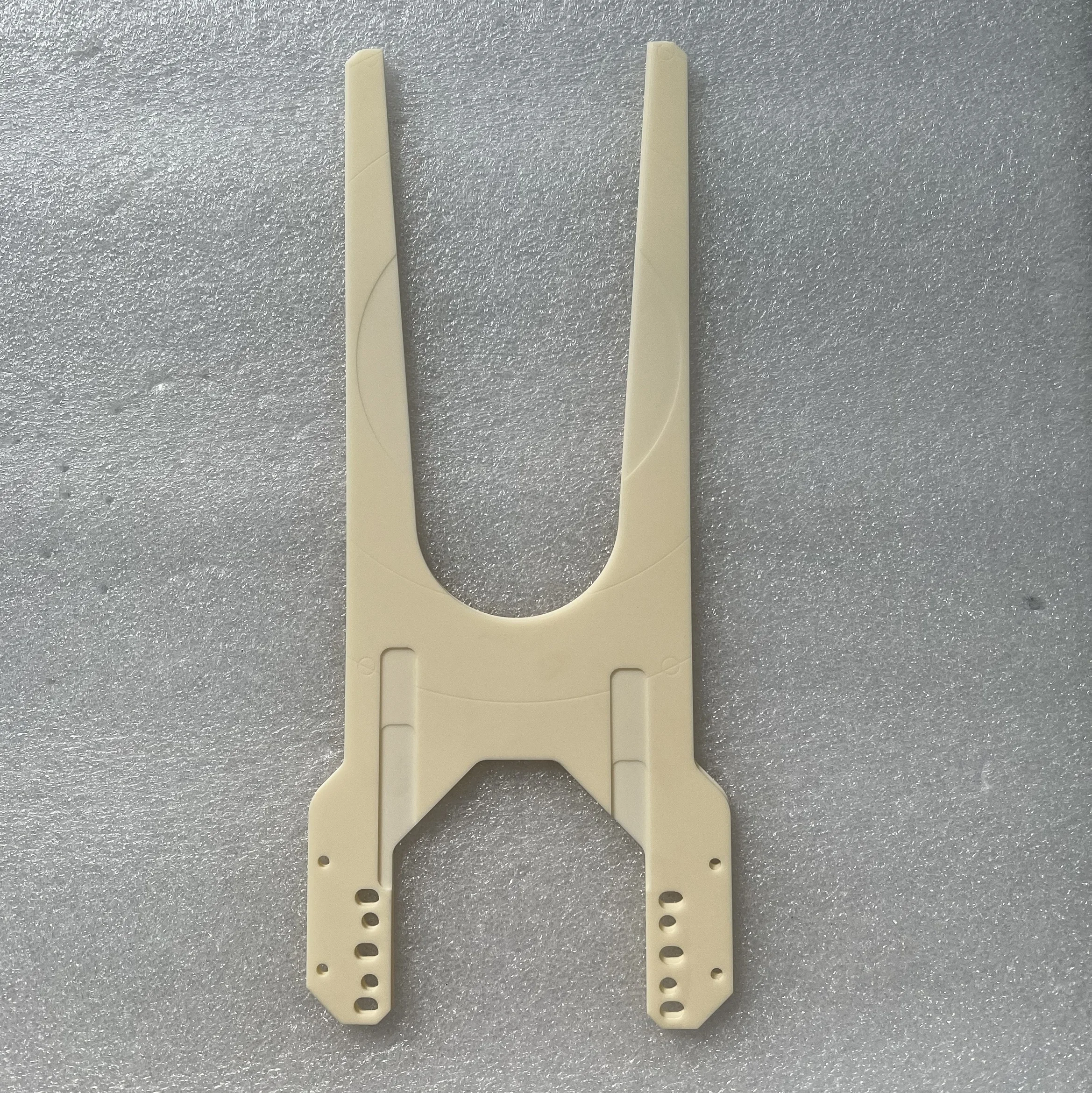 Customizable High-Temperature Wear-Resistant Ceramic Wafer Handling Arm