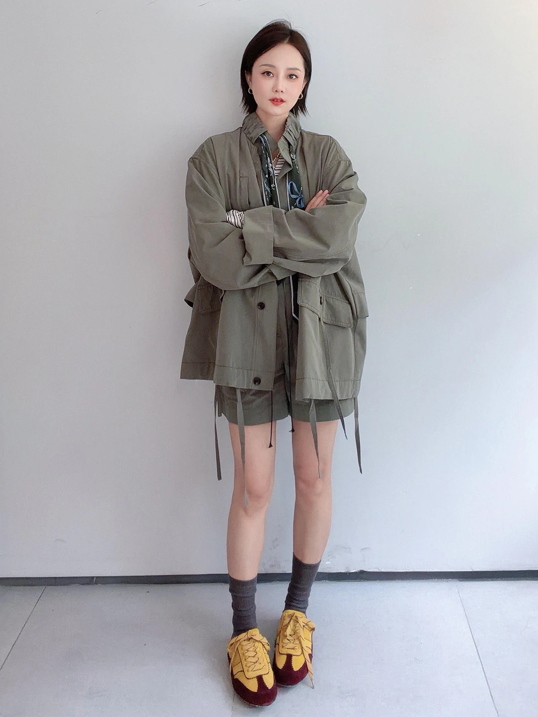 Women's Autumn Fashion Workwear Set with Bow Tie Pocket Jacket And Shorts Two-Piece Ensemble Casual Style High Waist Pants