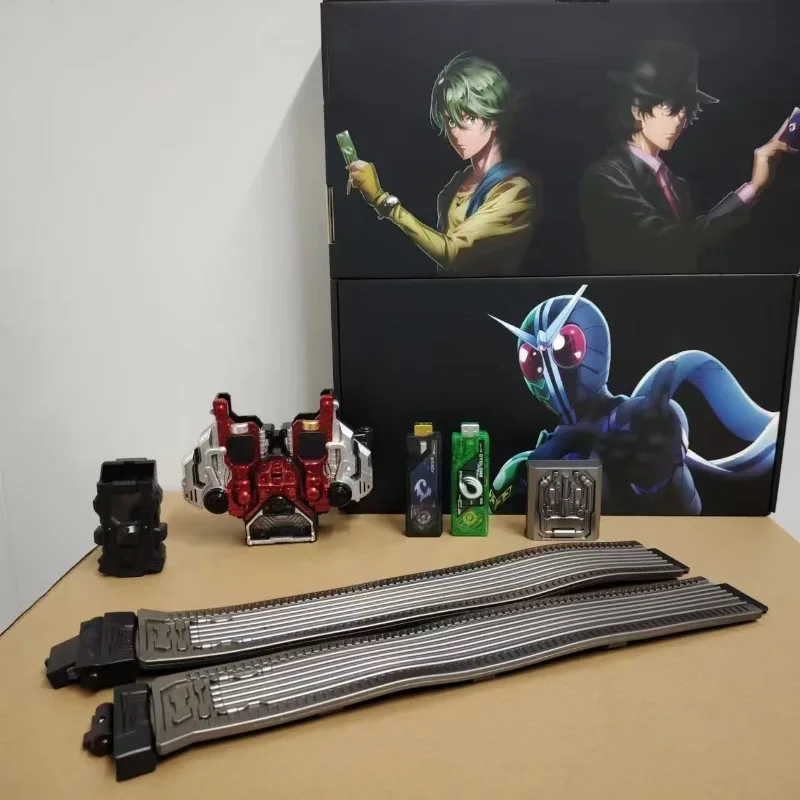 يتحول سائق CSM Fengdu Detective Kamen Rider W المحلي ثنائي الركوب إلى حزام Jifeng Ace نموذج لجسم كألعاب هدايا