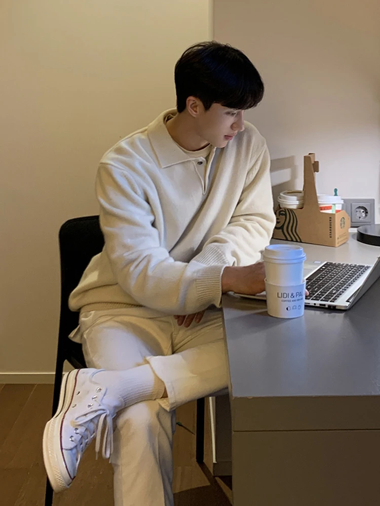 เสื้อสเวตเตอร์แคชเมียร์ผู้ชายแฟชั่นใหม่ ปกเสื้อแบบปกโปโล ดีไซน์เนอร์แฟชั่น เนื้อผ้านุ่มสบายผิว สวมใส่สบายทรงหลวม