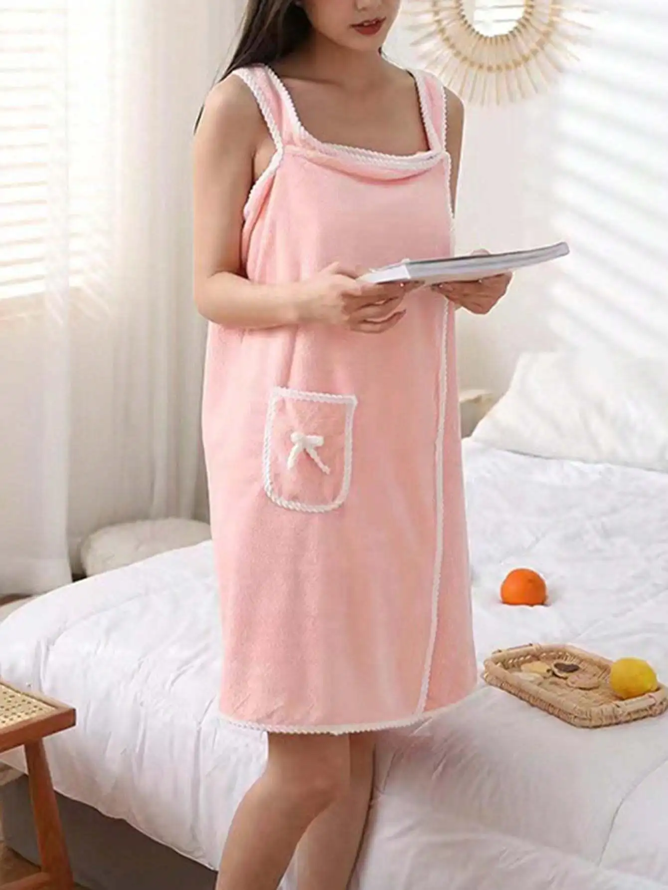 1pc Womens Coral Fleece Hooded Cape Style Bathrobe, Simple Solid Color, Soft And Anti-Pilling, Extra Long, Suitable For , Hotel