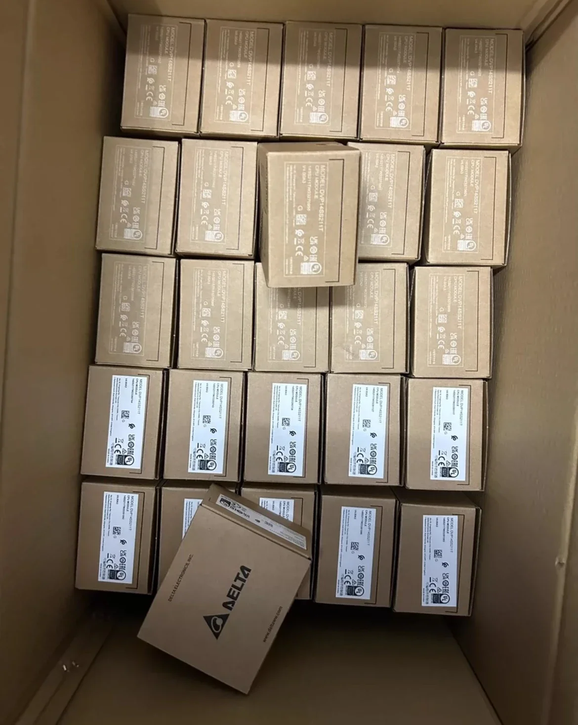 Controlador programable Delta PLC DVP14SS211R DVP14SS211T