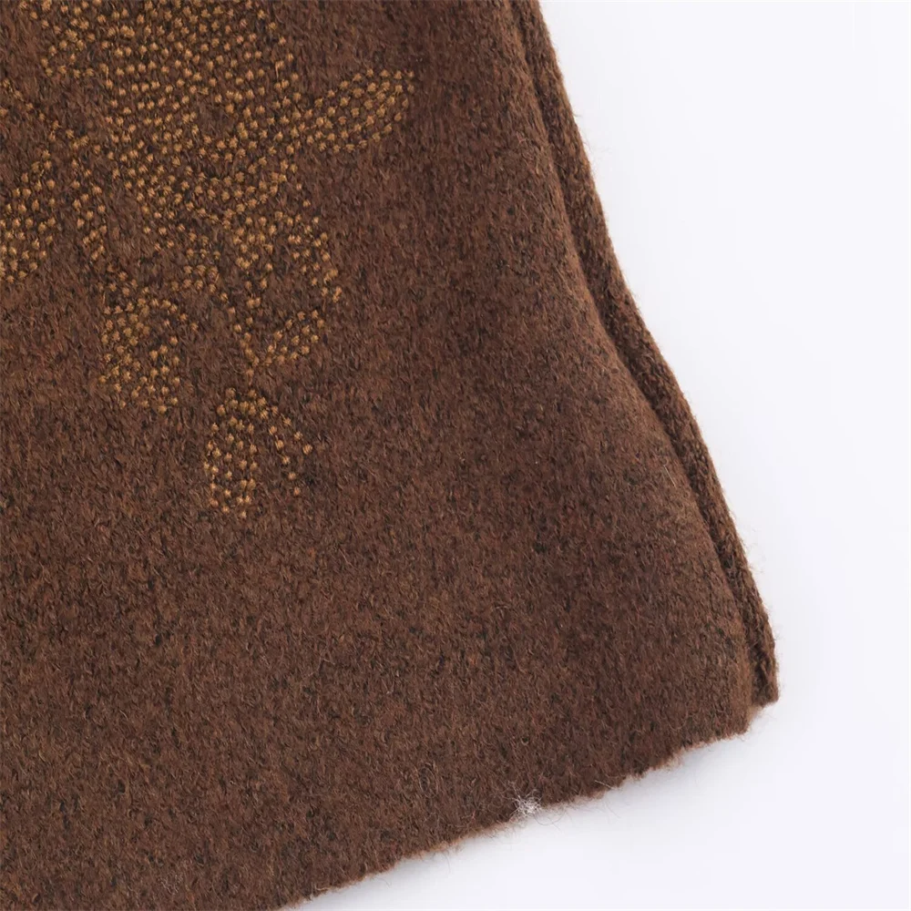 Winter Neue Damenmode Einfache und vielseitige bestickte Kurzarm-Strickoberteil