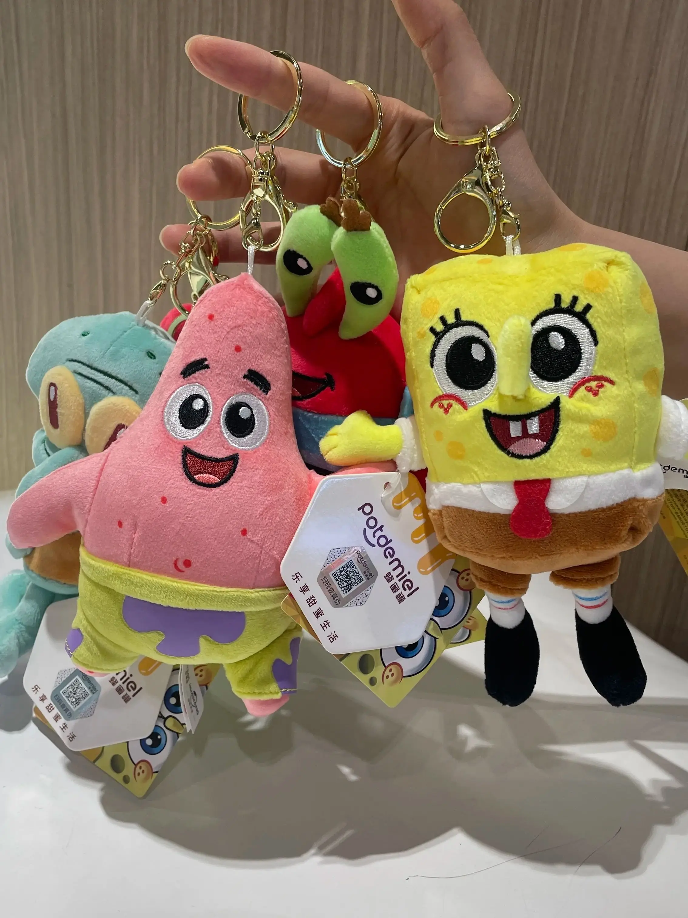 2026 * Anime Bob l'éponge Squarepants Patrick Star Squidward Eugene H. Krabs Gary Kawaii dessin animé peluche jouets cadeau d'anniversaire