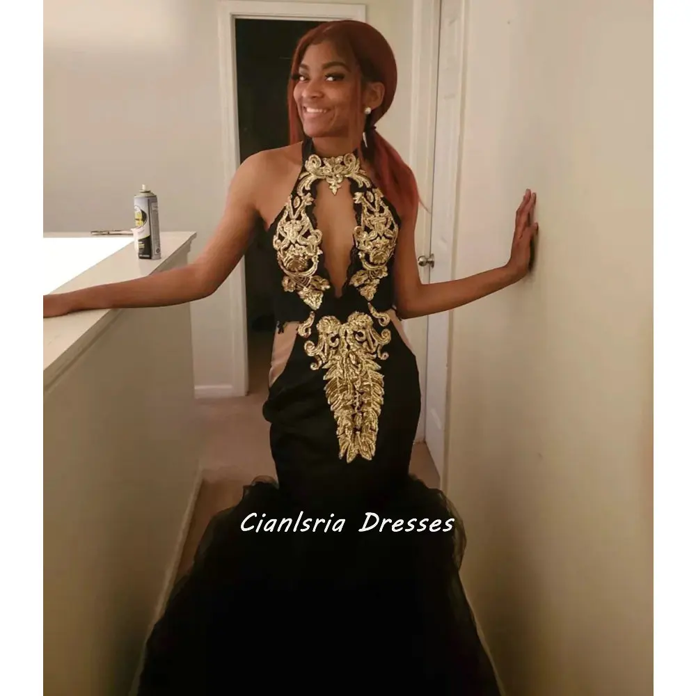 

Black Halter Open Back African Mermaid Evening Dress With Gold Appliques Sleeveless Open Back Formal Party Prom Gown