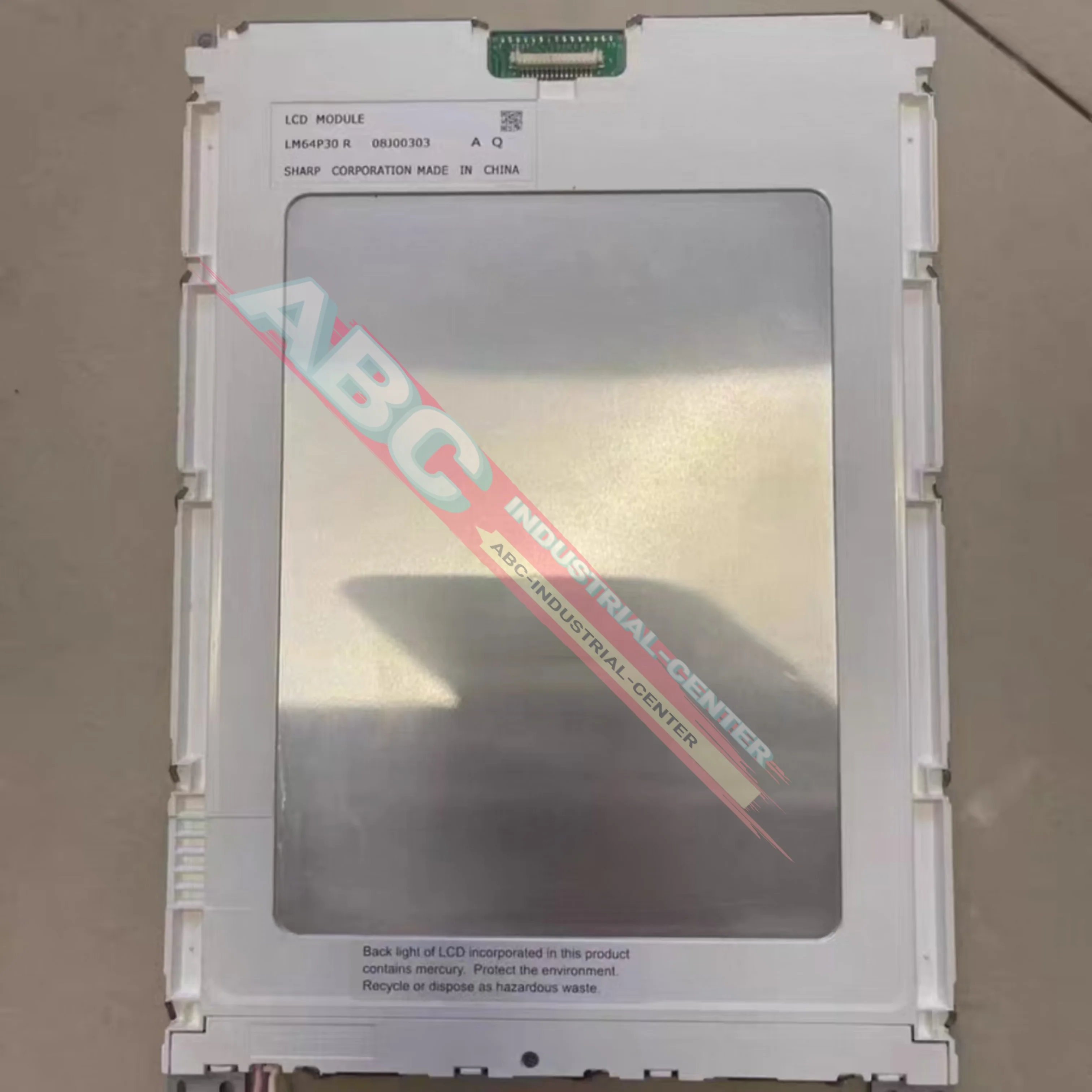 

LM64P30 brand new LM64P30R Liquid crystal display screen