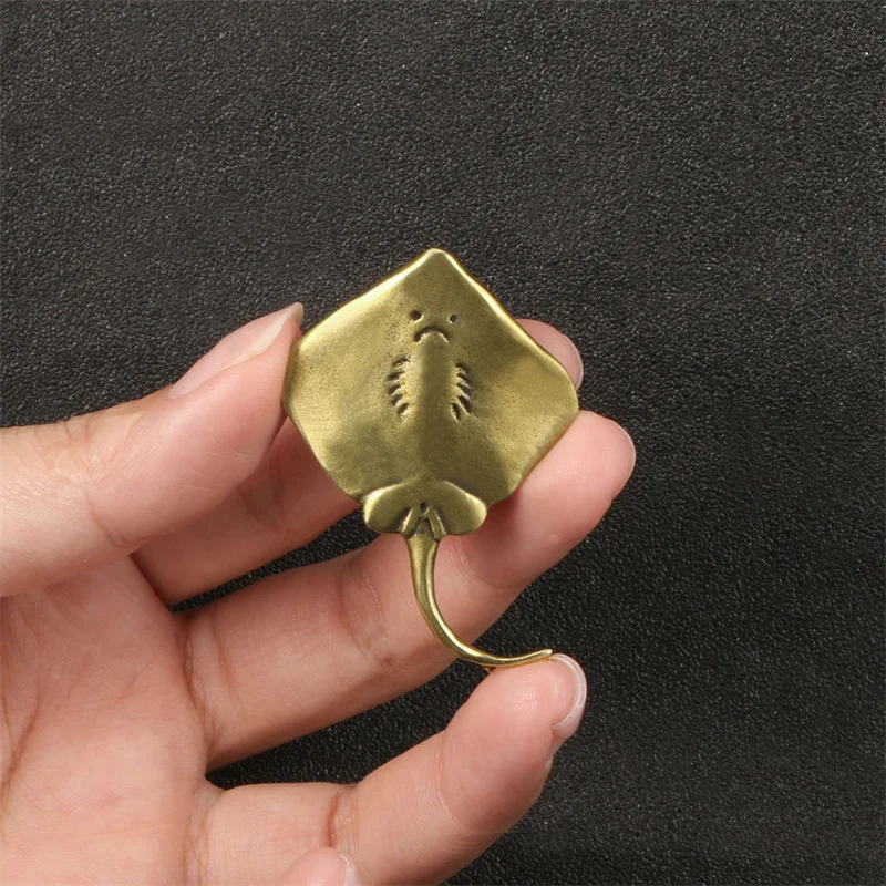Miniature Statue of Devil Fish, Brass Tea Pet, Sea Animal Ornament, Lucky Home Decorations Accessories,Tea Set, Craft Home Decor
