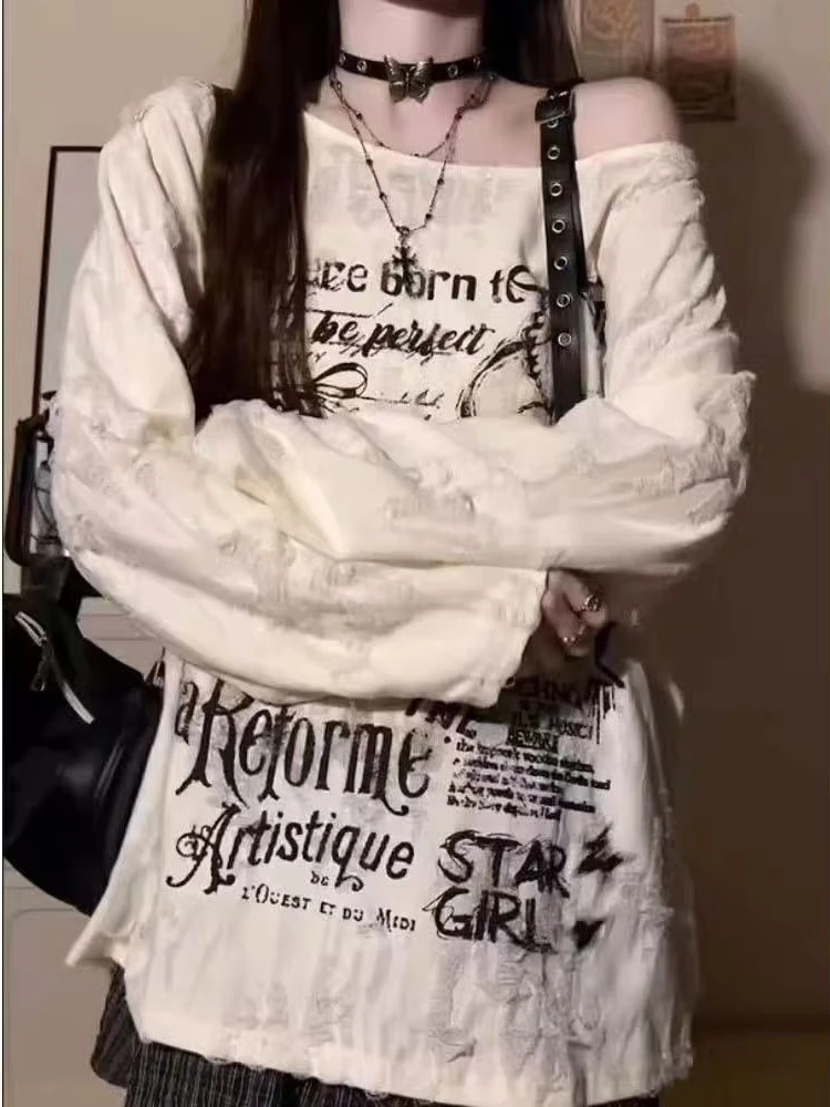 Y2K Ästhetisches Off Shoulder T-shirt Frauen Vintage Gothic Grunge Hot Chick Print Tops Langarm Mode Design Casual Kleidung
