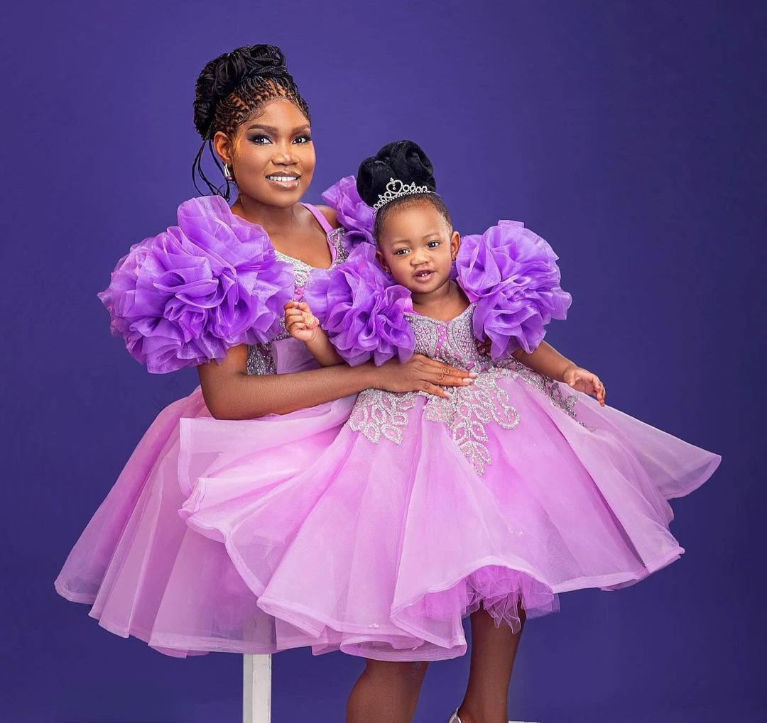 Lindo vestido de menina flor roxo elegante glitter lantejoulas decoração tule renda princesa bola aniversário primeira comunhão vestidos