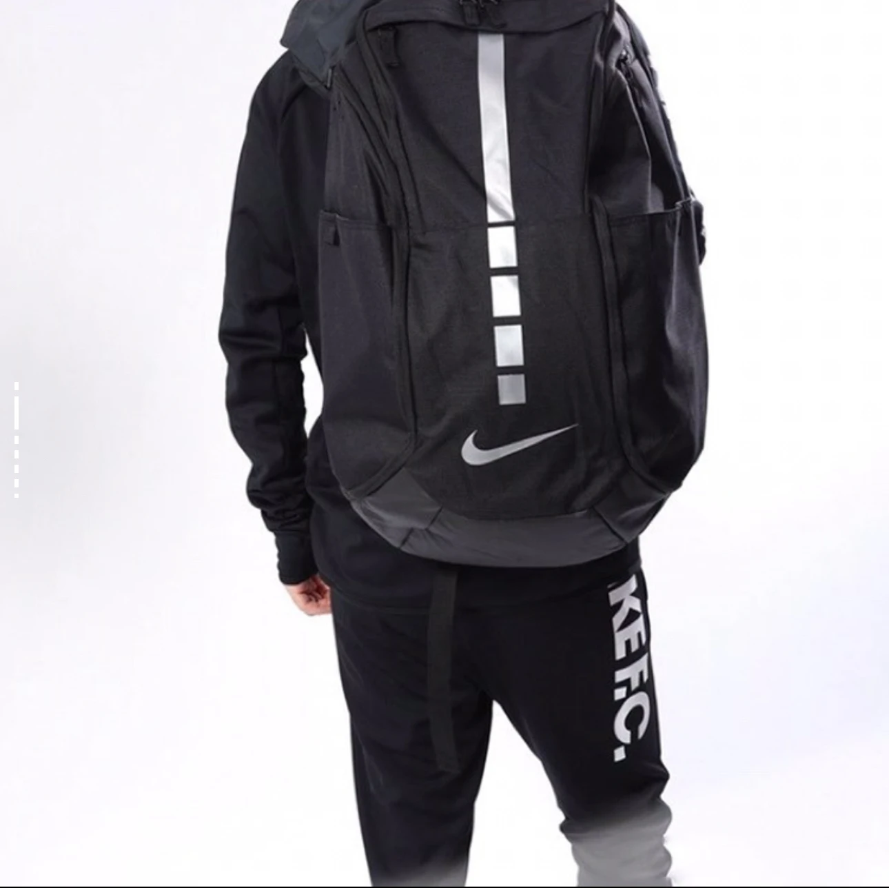 

Nike Minimalist and Fashionable Sports Trend Polyester Basketball Bag Backpack Backpack Unisex Couple Style Black BA5554-011