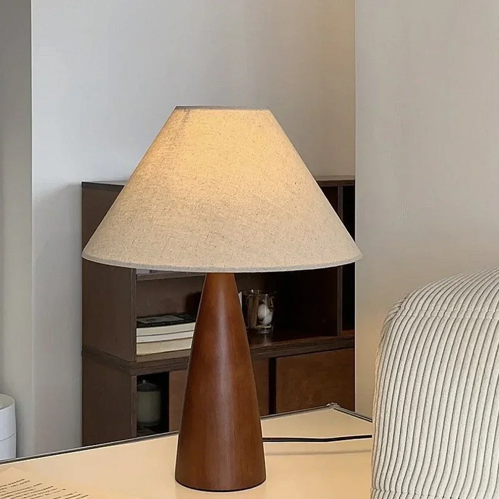 

Vintage Wood Table Lamp Simple Silk Lampshade Table Lamp for Bedroom Home Decor