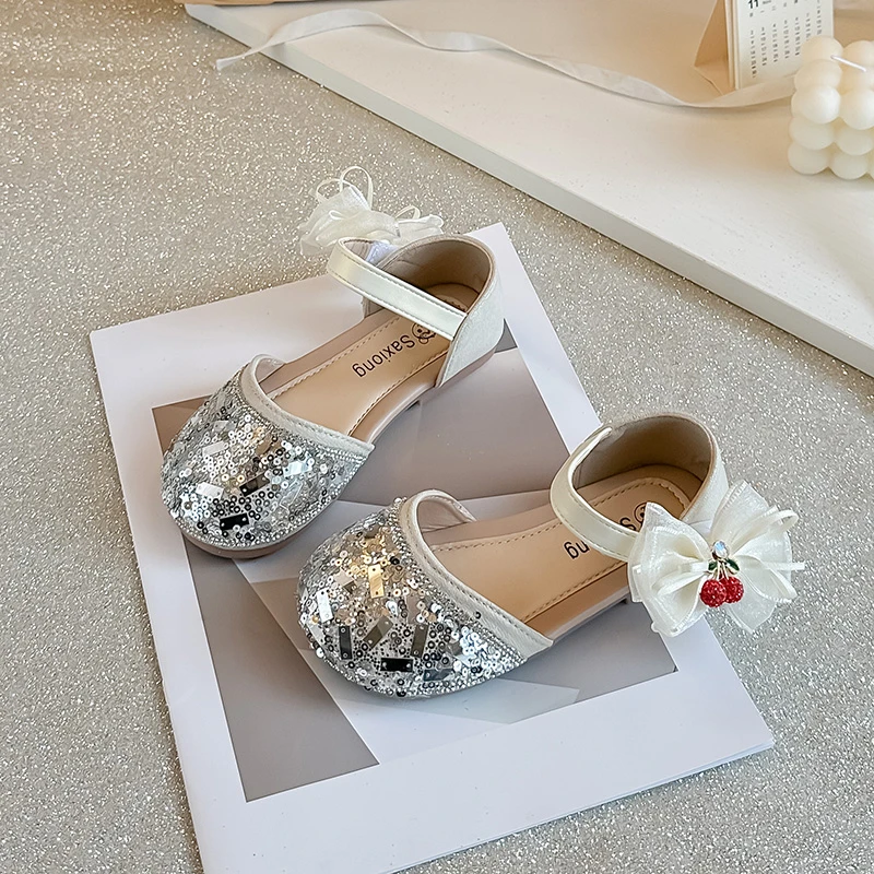 Girls Dance Shoes Shiny Sequins Sweet Bows Kids Princess Shoes Side Bows Korean Style 2026 Summer New Children Sandals for Party