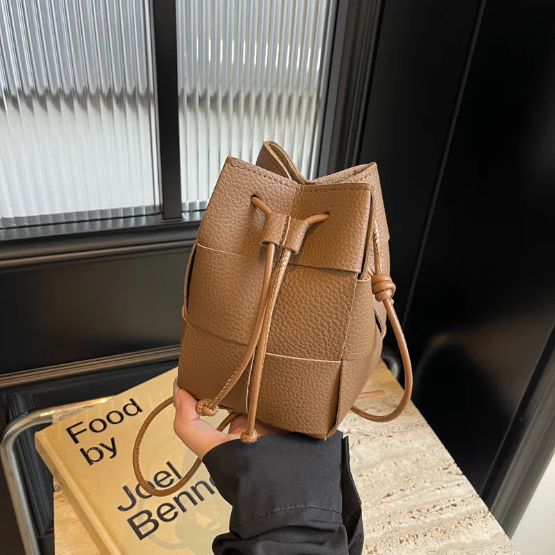 

2025 New Handwoven PU Bucket Bag for Women Small Fashion Shoulder Purse Elevated Crossbody Bag Minimalist Chic