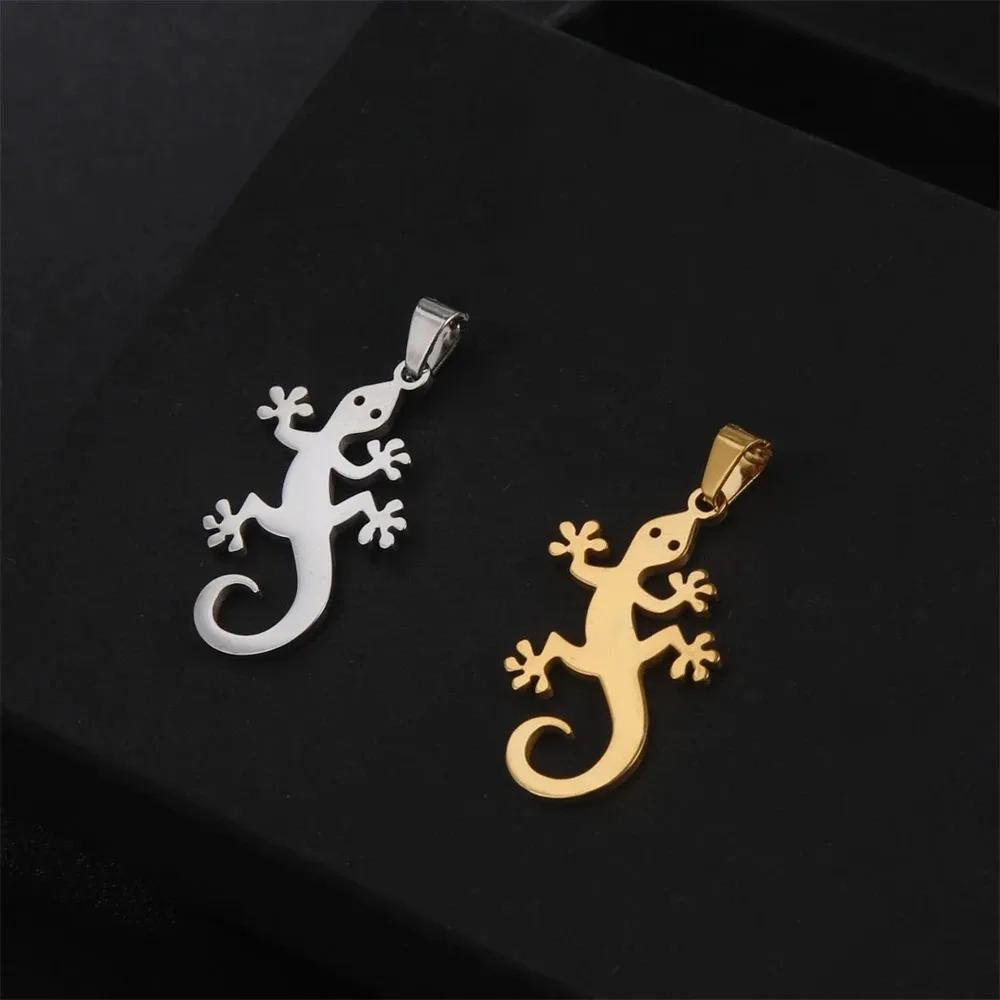 EUEAVAN 5pcs Lucky Gecko Lizard Stainless Steel Pendant Wildlife Reptile Charms Necklace Jewelry Making Accessories DIY Gifts