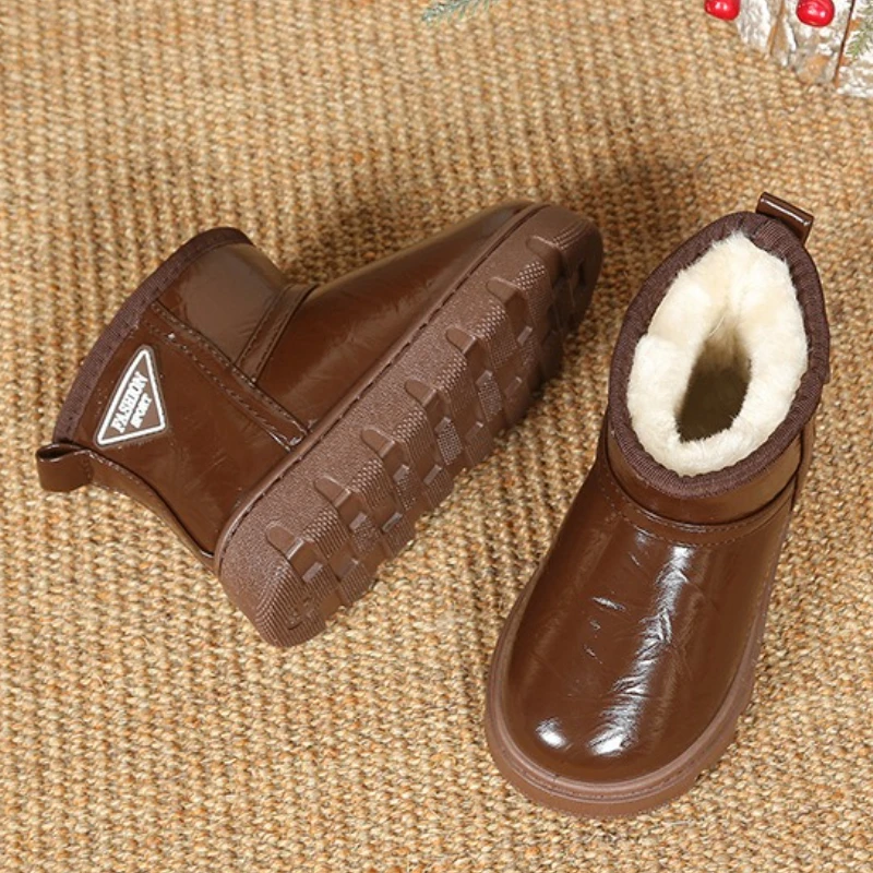 بوتاس ريترو الفتيات الأحذية 2025 شتاء جديد الاطفال حذاء الثلوج الراحة المضادة للانزلاق الفتيات حذاء من الجلد بسيط تنوعا حذاء طفل Zapatos