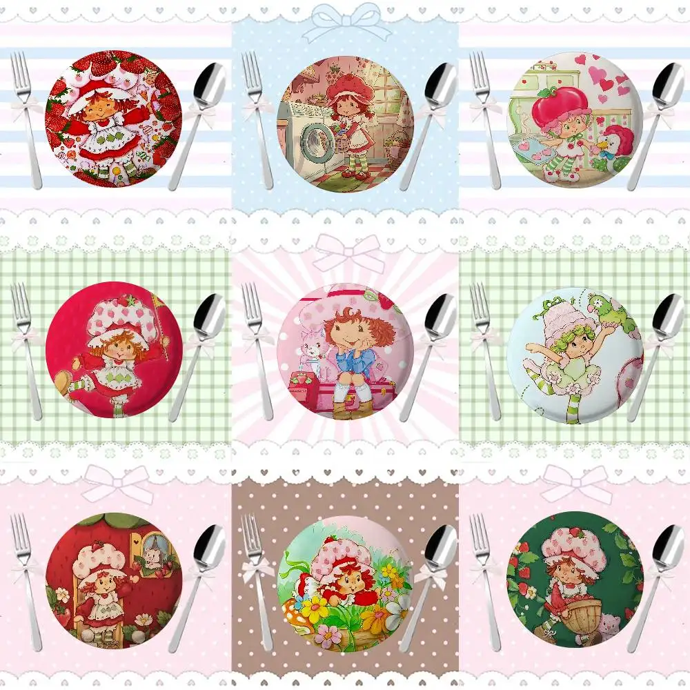 Niedliche Puppen-Anstecknadeln im Instagram-Stil mit Erdbeer-Kuchen-Motiv, vielseitige dekorative Accessoires und Geschenke
