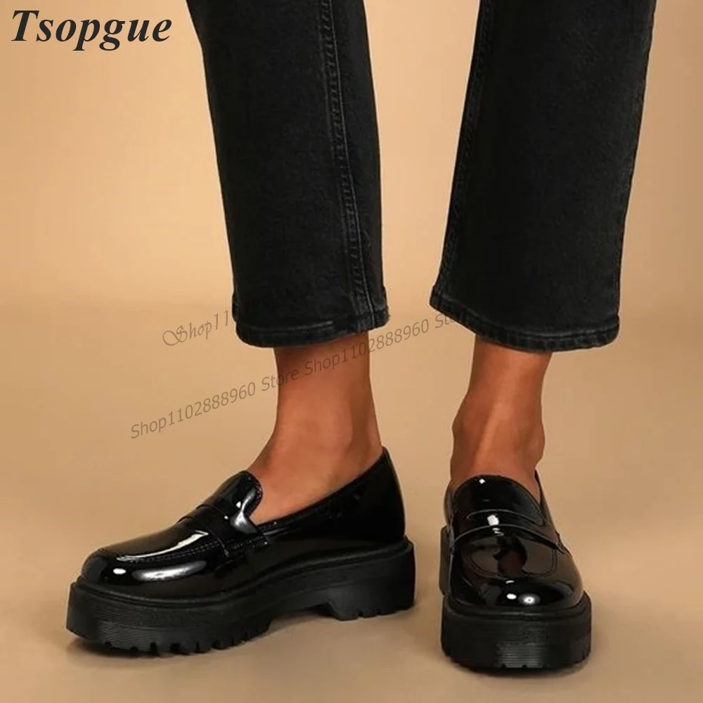 

British Style Thick-Soled Black Patent Leather Men's Dress Pumps Men Shoes Slip-On Runway Casual Party Shoes Zapatillas Muje