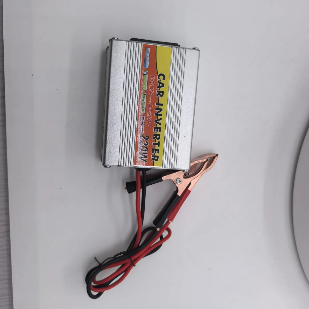 

DC 12V to AC 220V Converter And USB Battery Clip Portable 220W Power Inverter for Car with USB Voltage Transformation