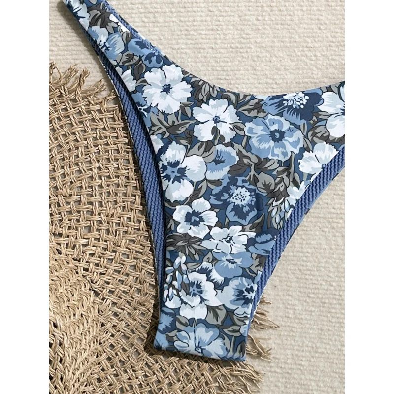 Nuova striscia a bolle morbida imbottita con ferretto, collo a cuore, cravatta posteriore, bikini in due pezzi, moda estiva da spiaggia