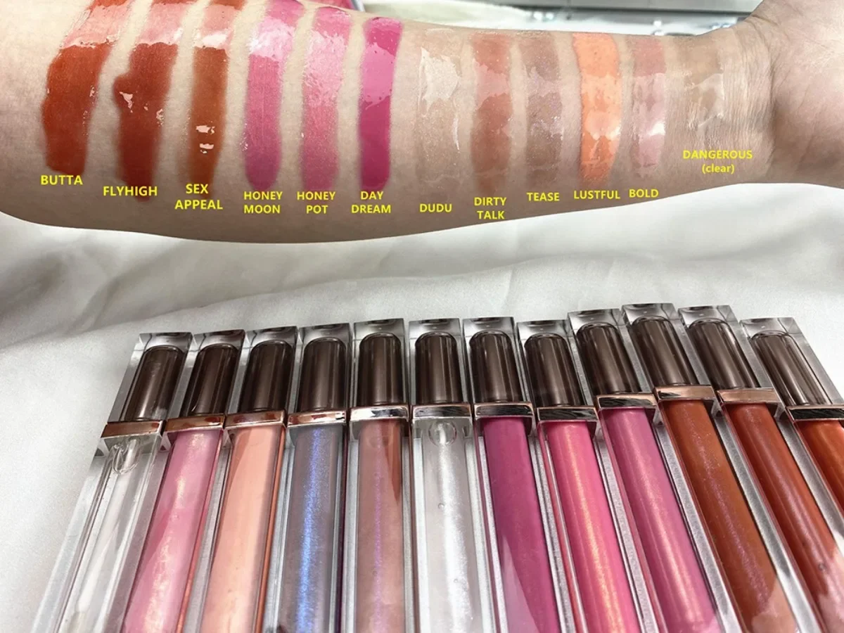 Private Label 29 kleuren Glanzende Parel Lipgloss Hydraterende Langdurige Gemakkelijk aan te brengen Glanzende Hydraterende Vloeibare Lipstick Make-up Bulk