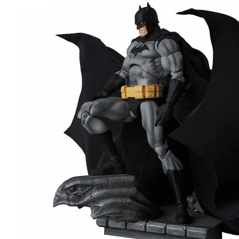 2025 nuevo Mafex126 figura de acción silenciosa de Batman disfraz negro Dc Liga de la justicia modelo de dibujos animados ornamento coleccionable regalo para Fans