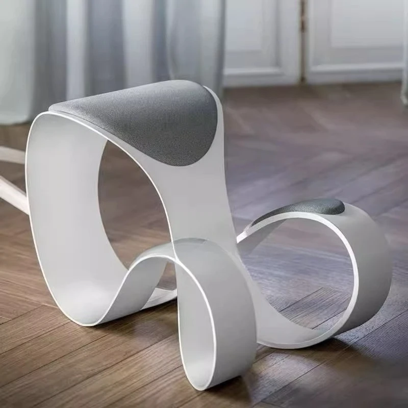 Modern fashion special-shaped fiberglass creative single leisure chair Nordic hotel model room office stool