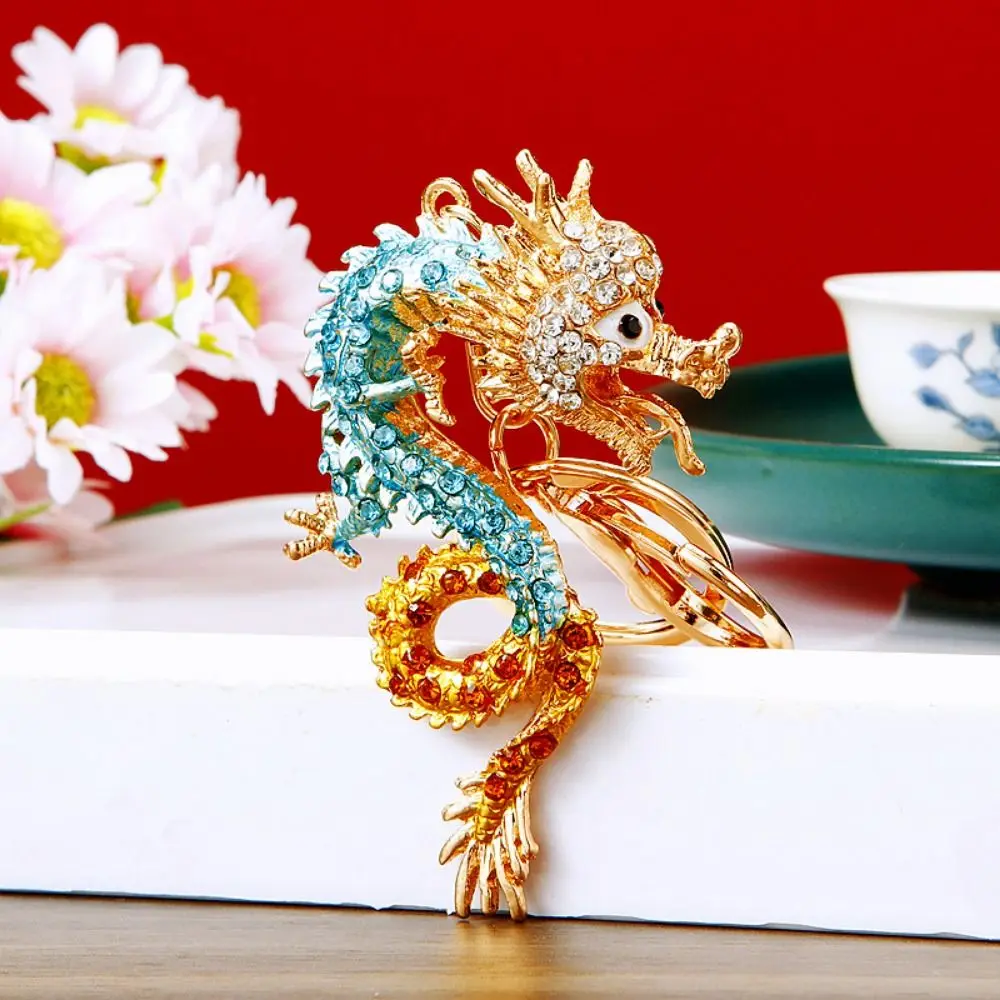 Strass de metal dragão chaveiro incrustação strass zodíaco chinês dragão incrustação sorte chinês chaveiro sorte dos desenhos animados