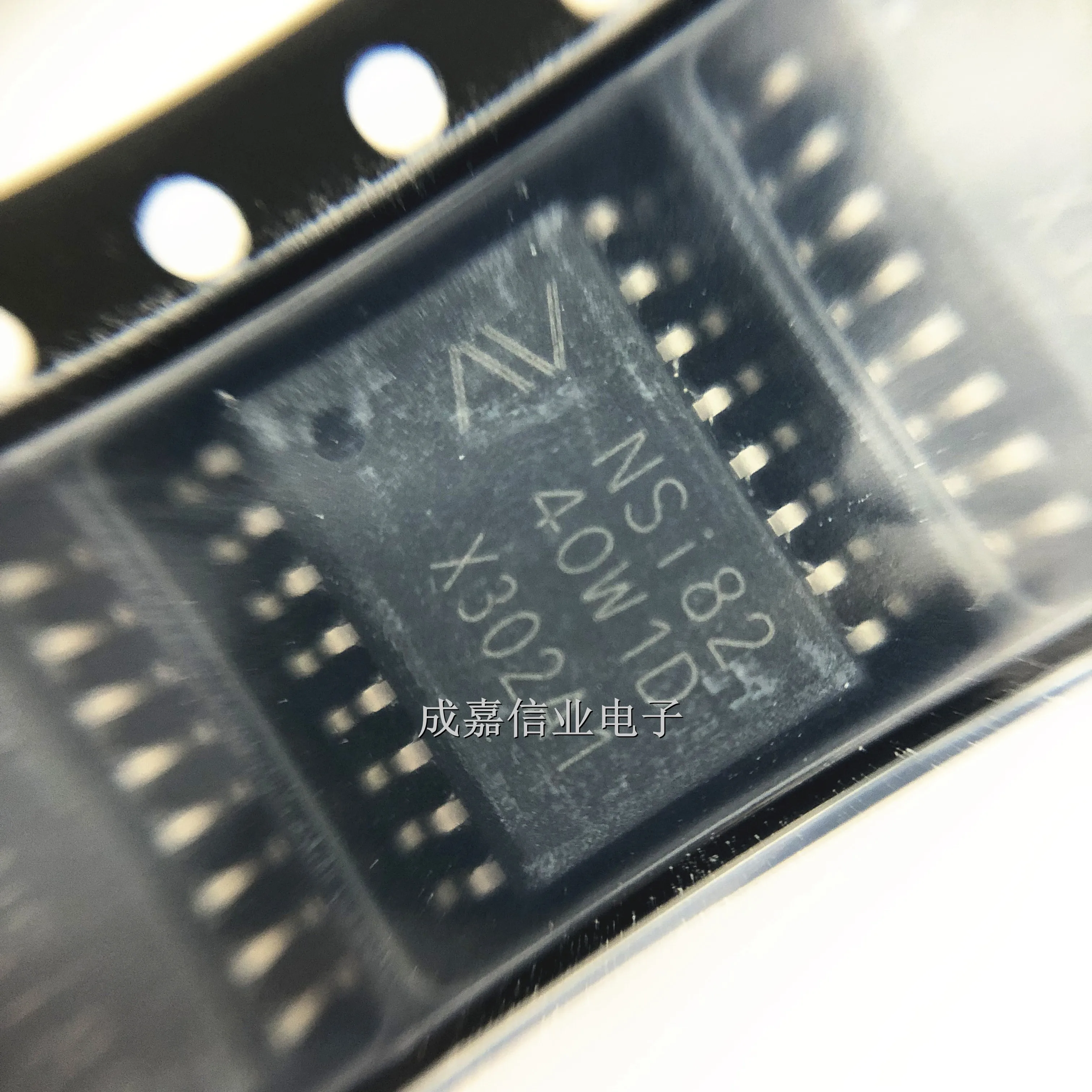 10pcs/Lot NSI8240W1-DSWR SOW-16 NSi8240W1D High Reliability Enhanced Four Channel Digital Isolator