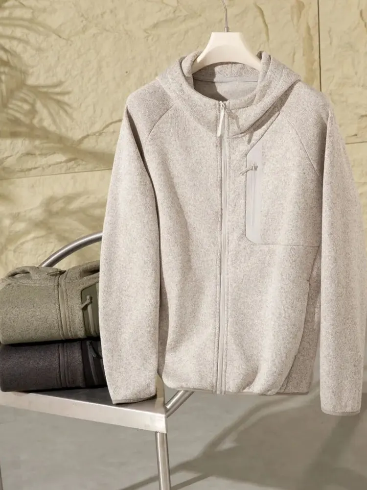 

Versatile Outdoor Knitted Fce Jaet with Hood for Men Warmth Loing High Version Substitute Autumn Winter ential Oute...