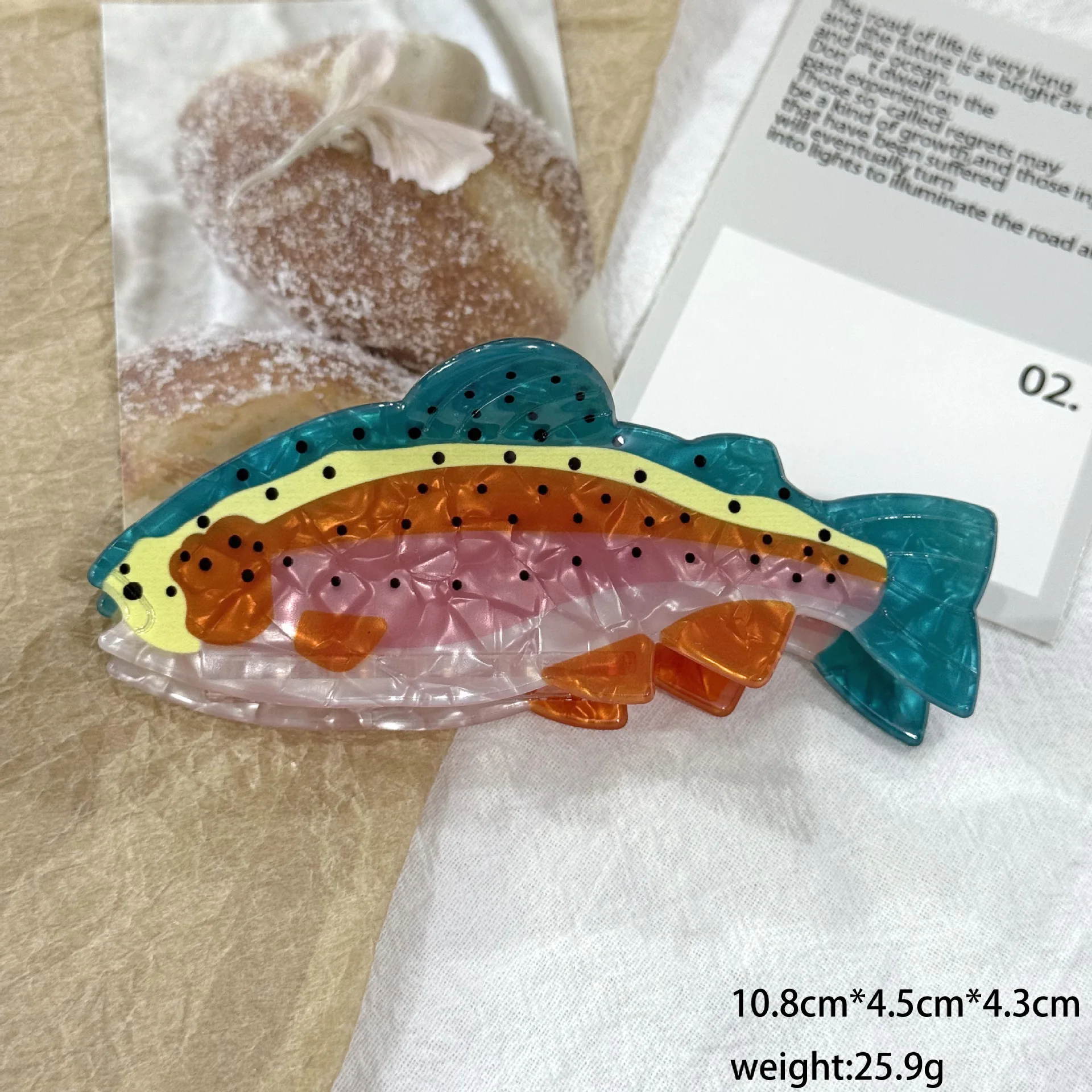 مشبك شعر على شكل حيوانات المحيط، مشبك صيفي على شكل سمكة استوائية على شكل سمكة قرش للنساء، مشبك شعر فريد من نوعه من الخلف