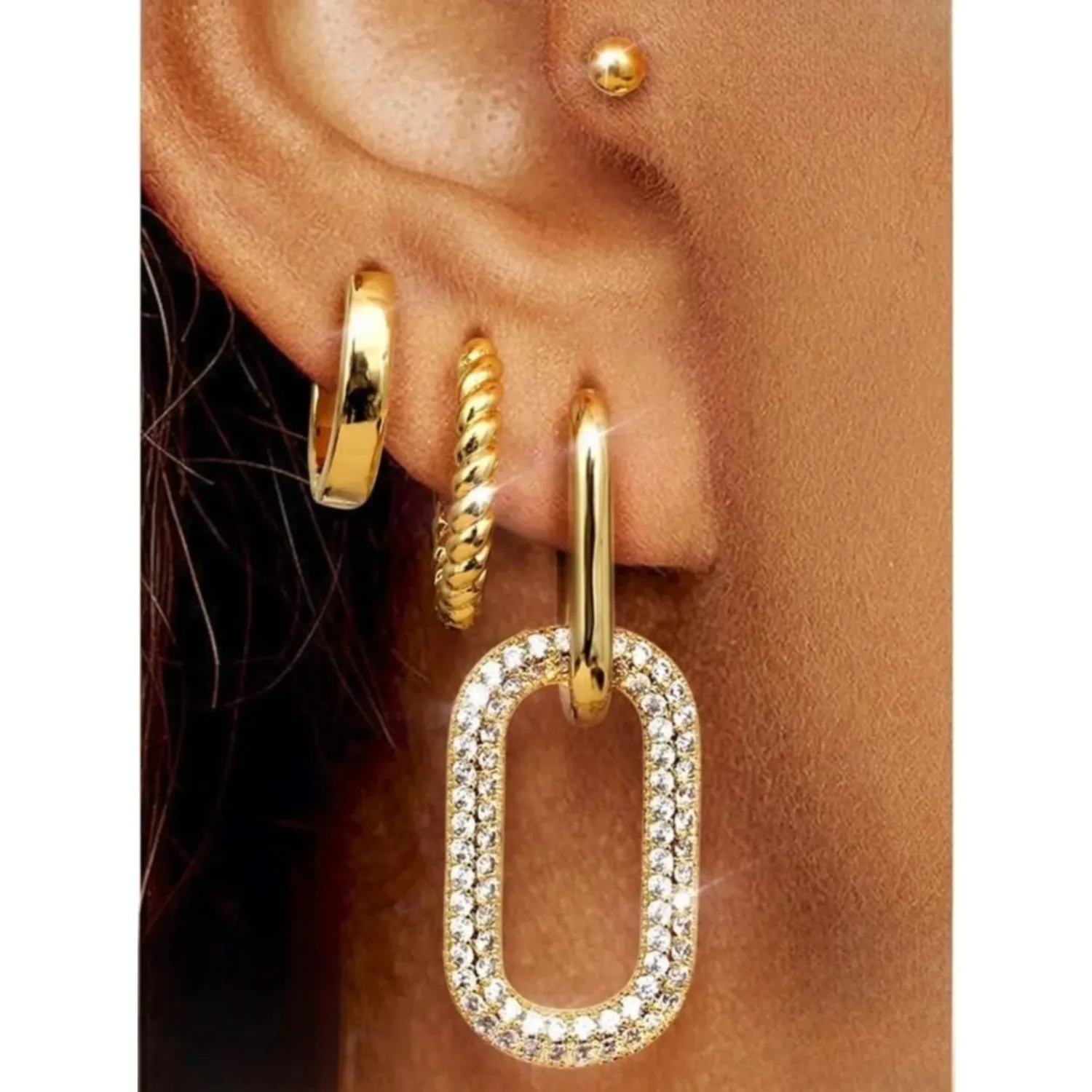 Florideco 4 Pairs 14K Gold Plated Hoop Earring Stacks for Women Dainty Huggie Cartilage stud Earring Sets for Multiple Piercing