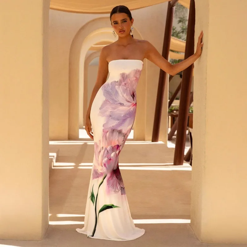 2026 Summer Fashion New Women's Elegant Tight Fitting Dress with Strapless Print Beach Vacation Spicy Girl Slim Fit Long Skirt