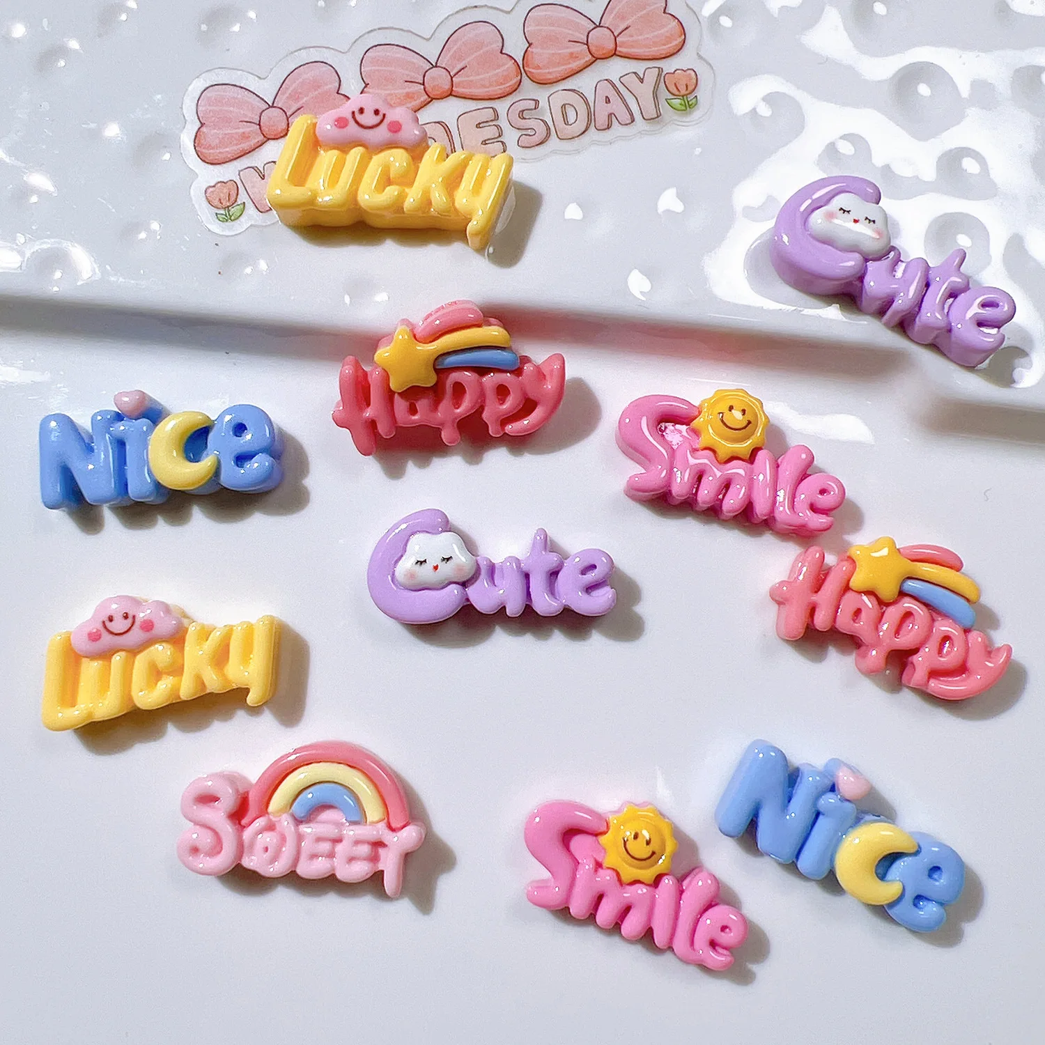 Free Shipping 100pcs/lot Resin Cabochon Flatback Cartoon Flatback Resin DIY Wedding Hairpin Embellishments Accessories LSR429