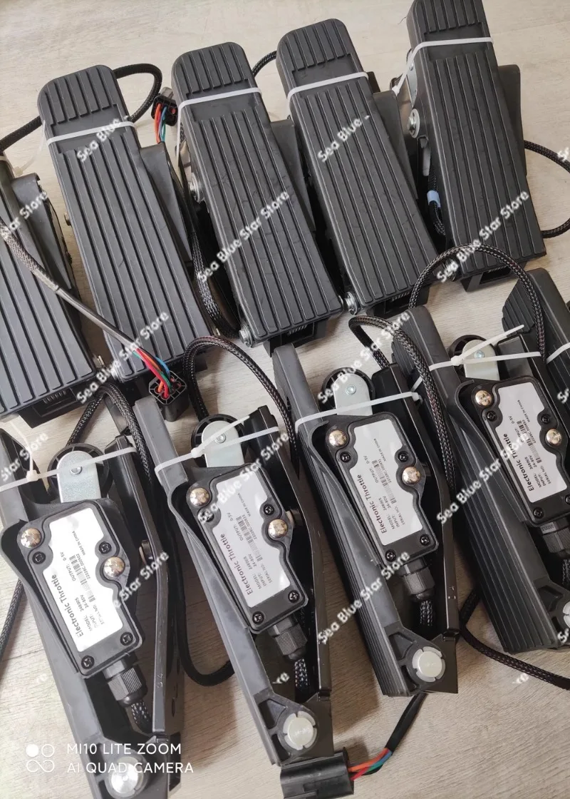 Hangzhou Fork Throttle Pedal Accelerator Jiachen Electric Forklift Parts JCTH - 1201 - 3601 - 8001-2-5 L
