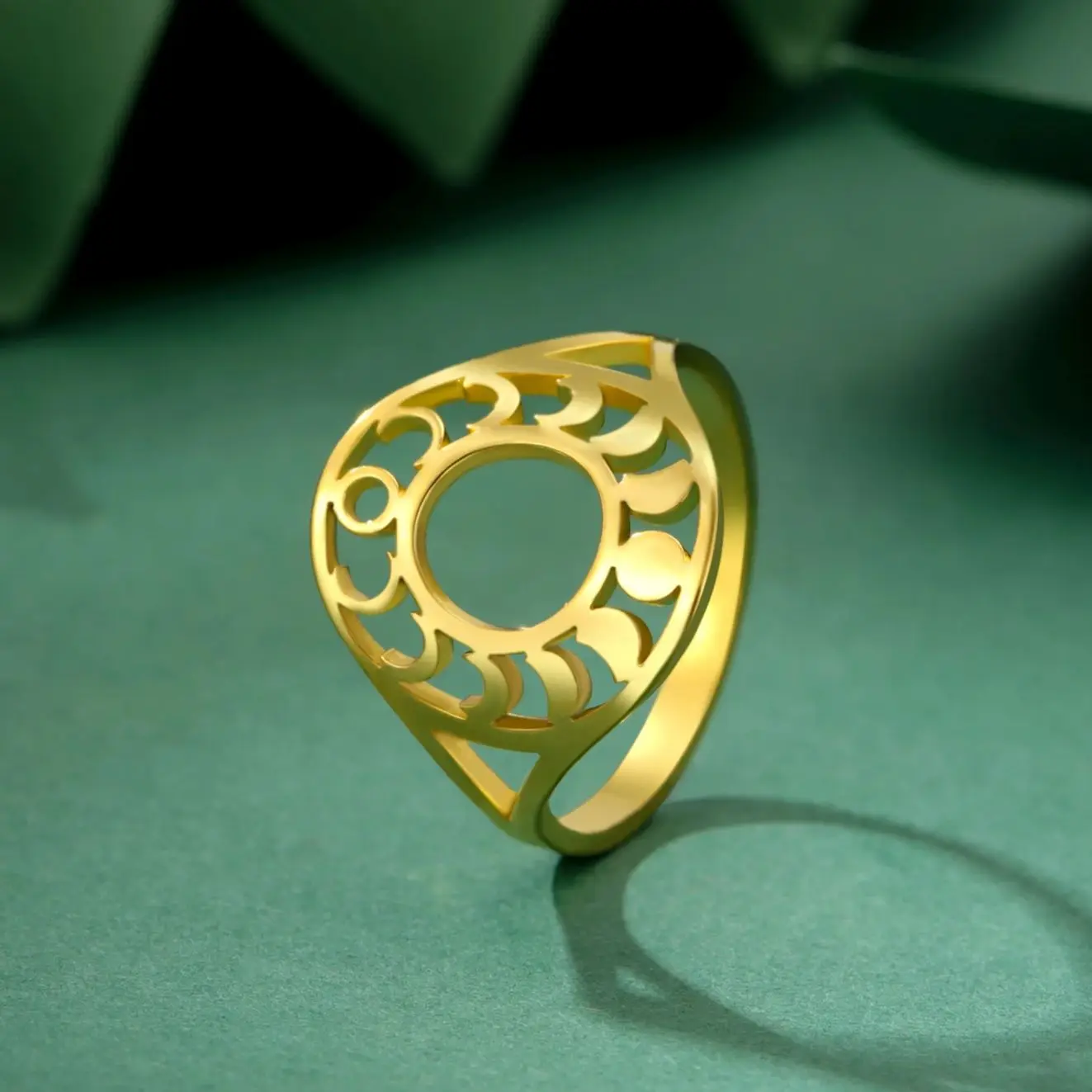 Phase Round Ring Women Stainless Steel Crescent Moon Witch Amulet Rings Fashion Celestial Jewelry Birthday Gift