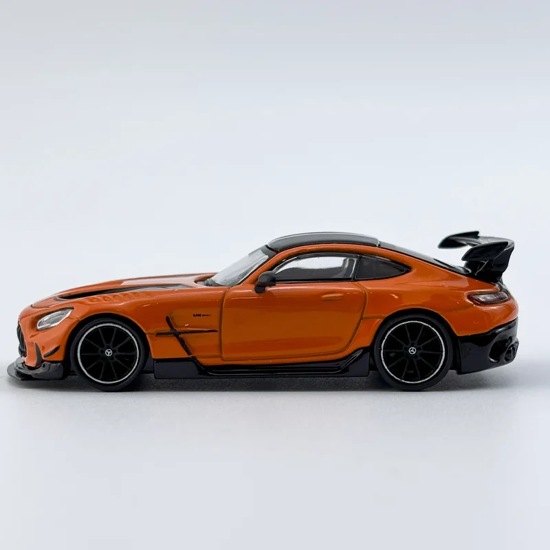 Asfalt Werkt 1/64 Mercedes-Benz Amg Gt Zwart Serie Gelegeerd Speelgoed Motorvoertuig Diecast Metalen Model Geschenken