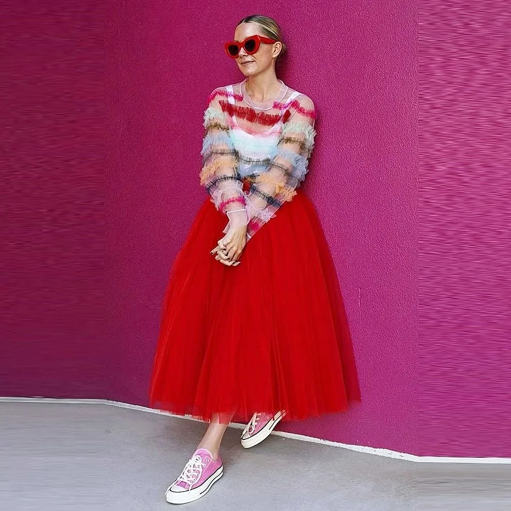 Vestido de fiesta de cumpleaños de malla colorida de dos piezas con top de tul y falda larga de tul de manga larga